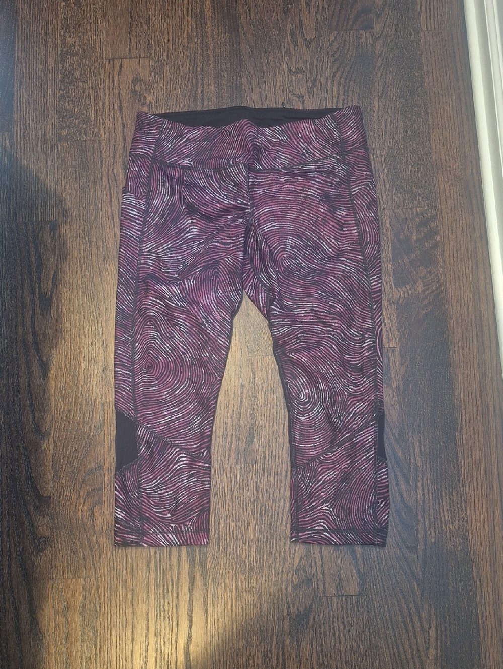 Lululemon Pace Rival Crop Seawheeze Size 12